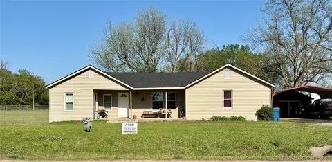 1038 S Little Ave, Cushing, OK 74023