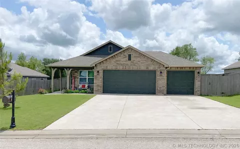 31162 E 64th St S, Broken Arrow, OK 74014