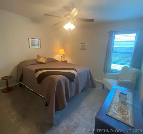 Bedroom - 31162 E 64th St S, Broken Arrow, OK 74014 photo 2 of 2