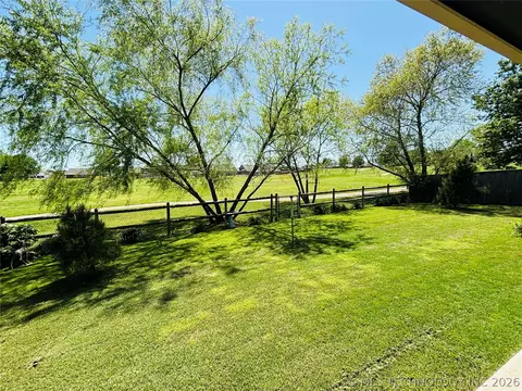Exterior - 31162 E 64th St S, Broken Arrow, OK 74014 photo 4 of 4