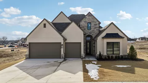 2614 E 134th Cir S, Bixby, OK 74008