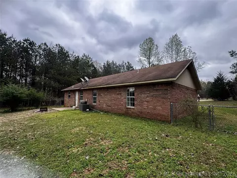 Exterior - 153 Tigerfish Loop, Broken Bow, OK 74728 photo 4 of 7