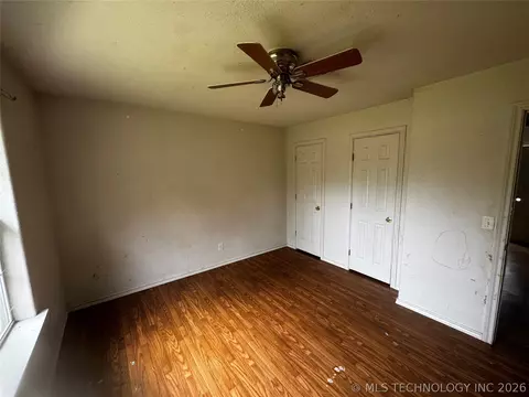 Bedroom - 153 Tigerfish Loop, Broken Bow, OK 74728 photo 1 of 5