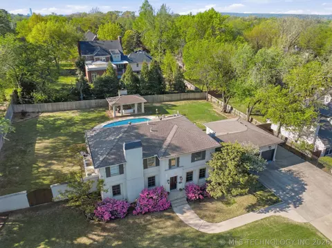 View/Area - 2264 E 37th St, Tulsa, OK 74105 photo 5 of 6