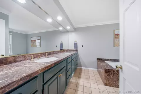 Bath - 2264 E 37th St, Tulsa, OK 74105 photo 1 of 6