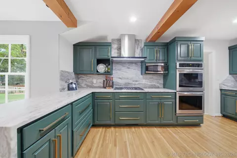 Kitchen - 2264 E 37th St, Tulsa, OK 74105 photo 3 of 8