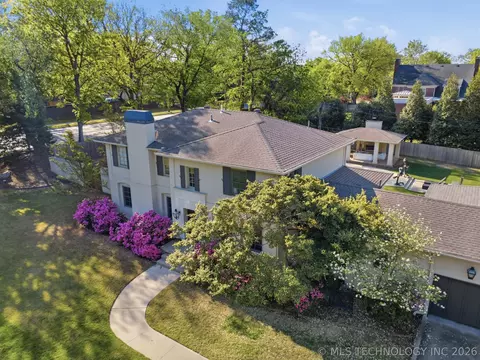 View/Area - 2264 E 37th St, Tulsa, OK 74105 photo 4 of 6