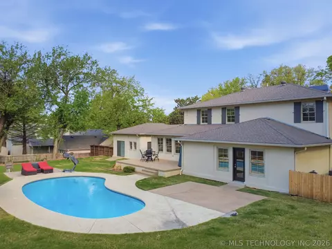 Exterior - 2264 E 37th St, Tulsa, OK 74105 photo 5 of 13