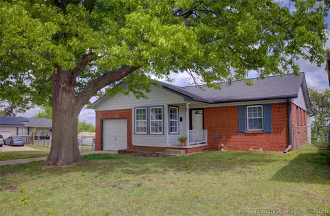 1803 S Maplewood Ave, Tulsa, OK 74112