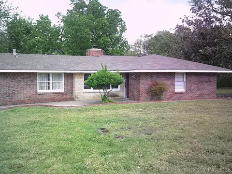 3432 Woodland Rd, Bartlesville, OK 74006