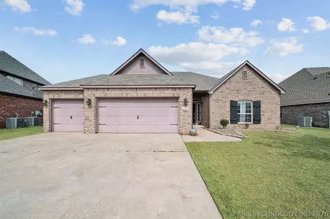 4702 S 186th East Ave, Tulsa, OK 74134