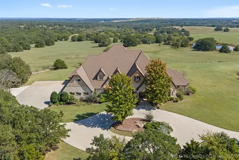 810 Gene Autry Rd, Ardmore, OK 73401