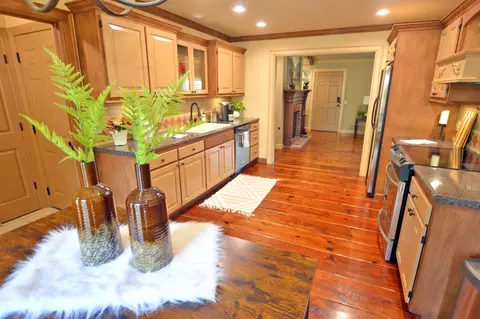 Kitchen - 4136 34th St, Tulsa, OK 74135 photo 2 of 4