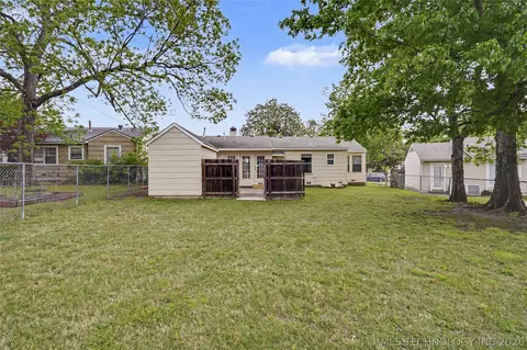 Exterior - 4136 34th St, Tulsa, OK 74135 photo 6 of 8