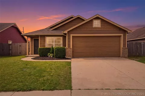 8734 E 160th Pl S, Bixby, OK 74008