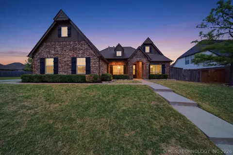 2005 E 134th St S, Bixby, OK 74008