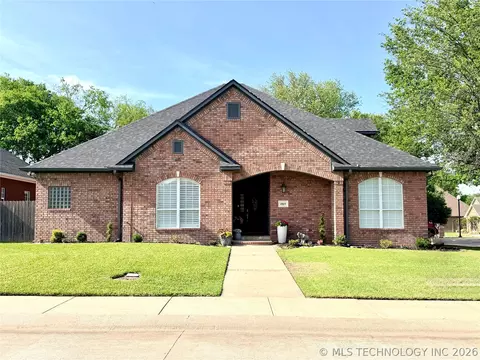 1819 Sunset Park Ter, Ardmore, OK 73401