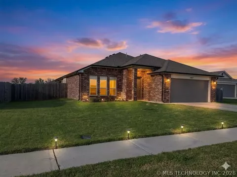 1407 E 150 St S, Glenpool, OK 74033