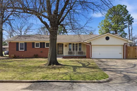 3224 S Oswego Ave, Tulsa, OK 74135