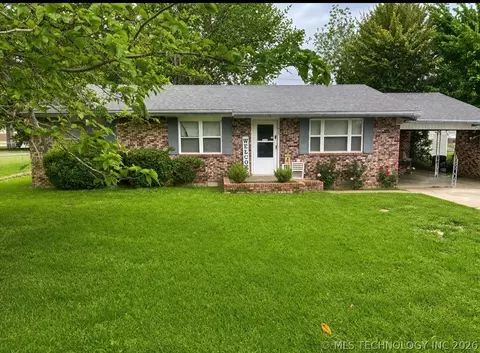 405 NW Mimosa Dr, Stigler, OK 74462