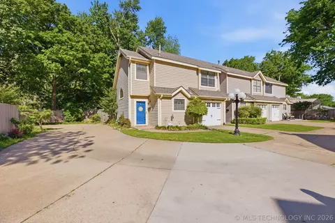 5908 S Quincy Ave, Tulsa, OK 74105