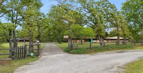 7201 E 576 Rd, Catoosa, OK 74015
