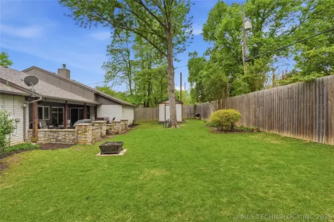 Exterior - 4321 E 74th Pl, Tulsa, OK 74136 photo 8 of 12