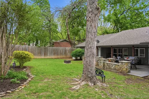 Exterior - 4321 E 74th Pl, Tulsa, OK 74136 photo 7 of 12