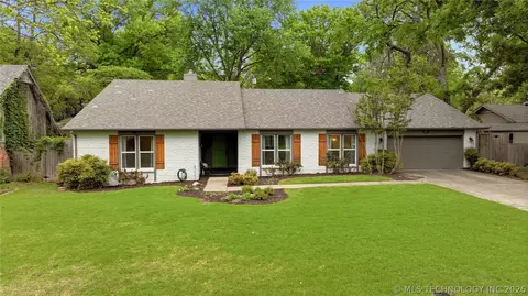 Exterior - 4321 E 74th Pl, Tulsa, OK 74136 photo 11 of 12