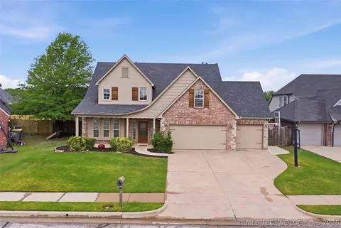 11724 S Vine Pl, Jenks, OK 74037