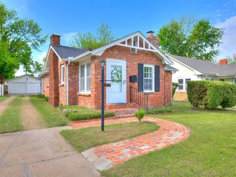 4168 E 1st St, Tulsa, OK 74112