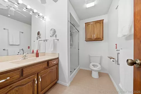 Bath - 9027 E 60th St, Tulsa, OK 74145 photo 1 of 5