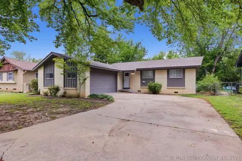 135 W Mill Ave, Sapulpa, OK 74066