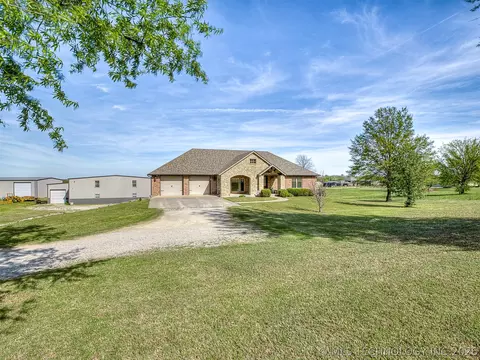40800 N 3988 Rd, Collinsville, OK 74021