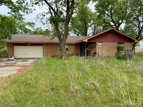 1214 Vinson, Allen, OK 74825