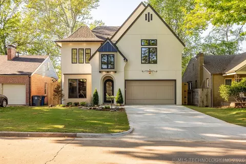 1030 E 36th Pl, Tulsa, OK 74105