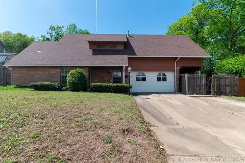3764 N Garrison Ave, Tulsa, OK 74106