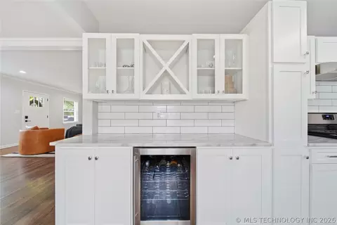 Kitchen - 3520 E 22nd St, Tulsa, OK 74114 photo 1 of 2