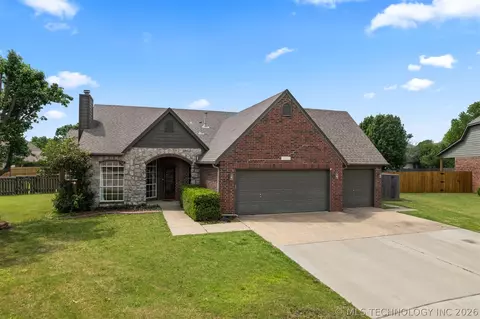12712 E 89th St, Owasso, OK 74055