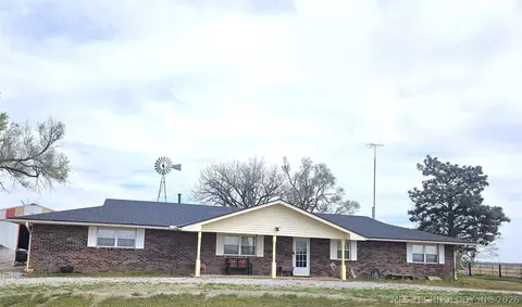 11258 N 92nd St, Braman, OK 74632