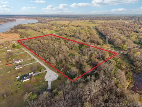 171 St, Wagoner, OK 74467