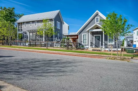 37 Firefly Ln, Carlton Landing, OK 74432