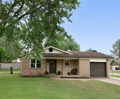 1117 W Atlanta Ct, Broken Arrow, OK 74012