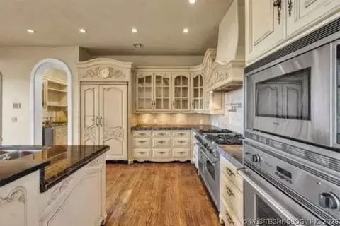 Kitchen - 3714 E 115th St S, Tulsa, OK 74137 photo 3 of 5
