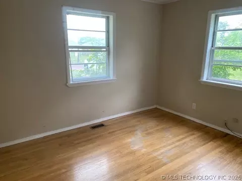 Bedroom - 722 N Broadway St, Haskell, OK 74436 photo 1 of 2