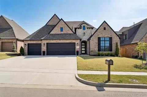 6513 S Fir Ave, Broken Arrow, OK 74011