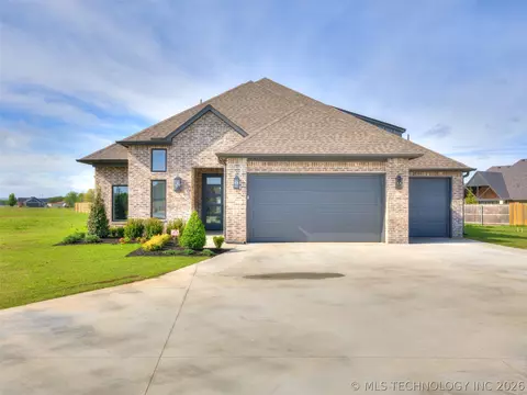 17826 S 48th East Ave, Bixby, OK 74008