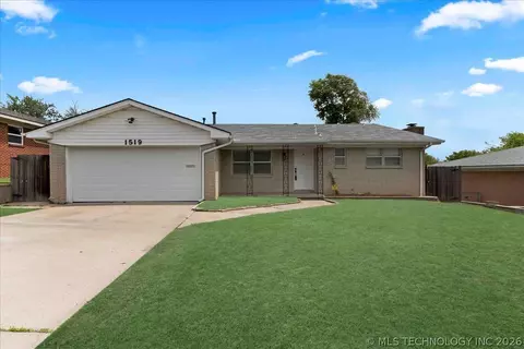 1519 S 68th East Ave, Tulsa, OK 74112