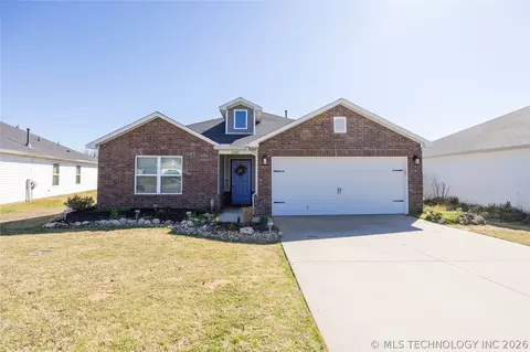 15019 S 284th East Ave, Coweta, OK 74429