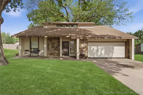 5505 S Ash Ave, Broken Arrow, OK 74011
